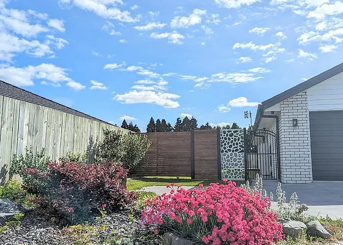 Beautiful Brand New Four-bed Near Redwood Holiday home Rotorua