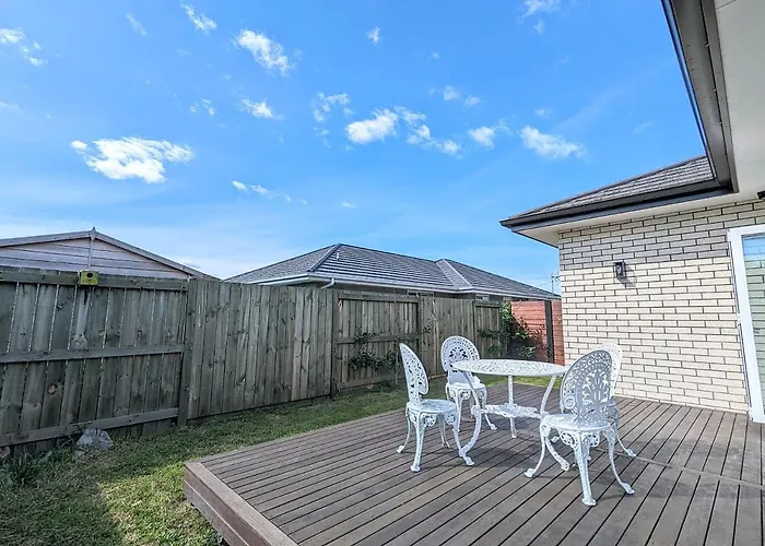 Beautiful Brand New Four-bed Near Redwood Rotorua